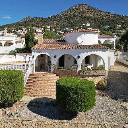 Villa Refast03 *